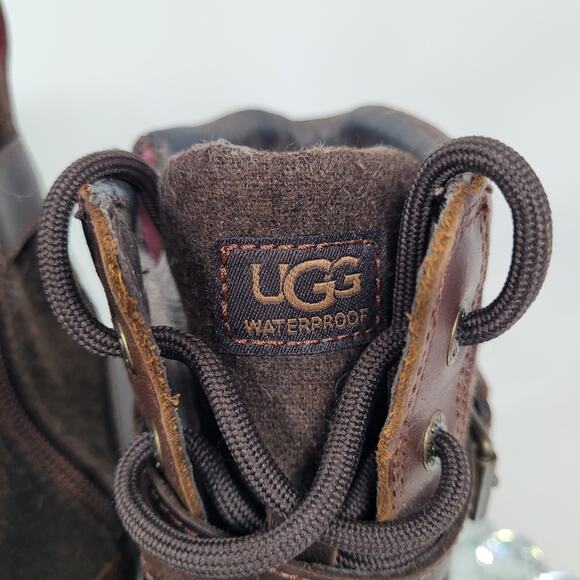 UGG Women's Sz 8 Kesey Brown Leather Waterproof shearling Boots 1005264 99% EXC! - Picture 3 of 9